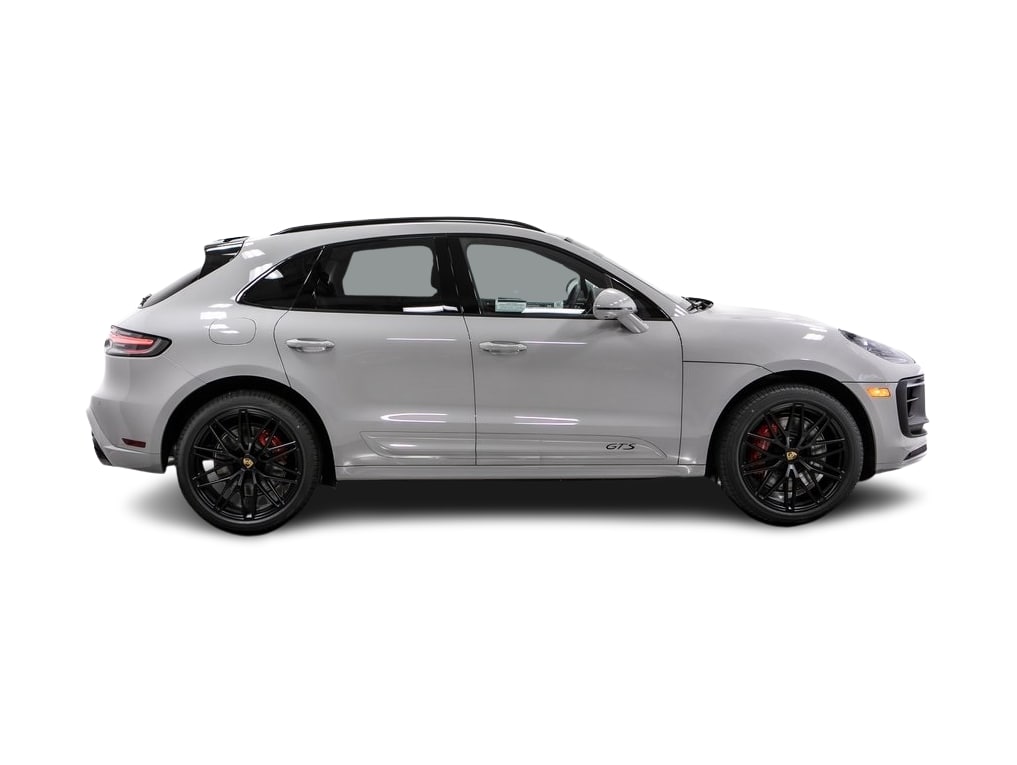 Thumbnail: 2026 Porsche Macan - 16