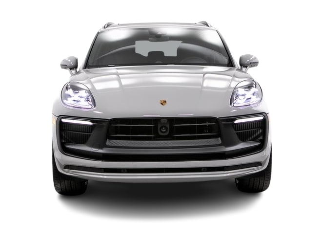 Thumbnail: 2026 Porsche Macan - 18