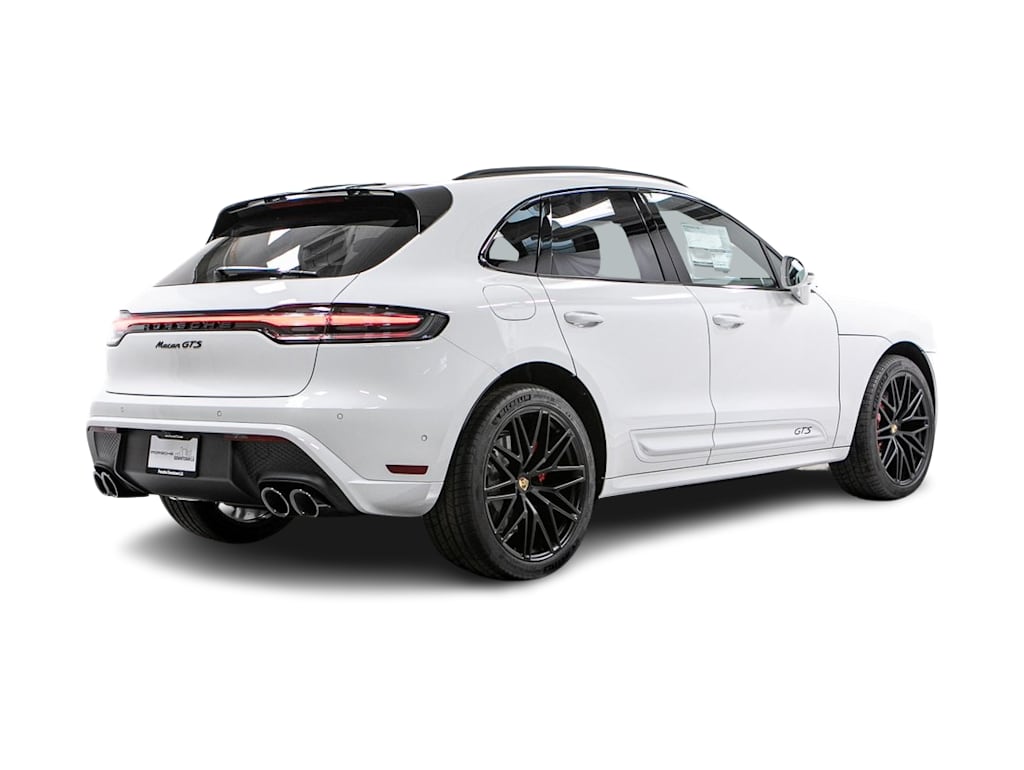 Thumbnail: 2026 Porsche Macan - 16