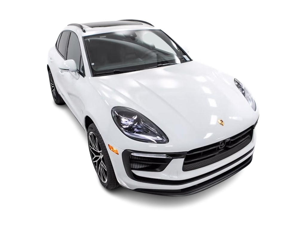 Thumbnail: 2025 Porsche Macan - 39