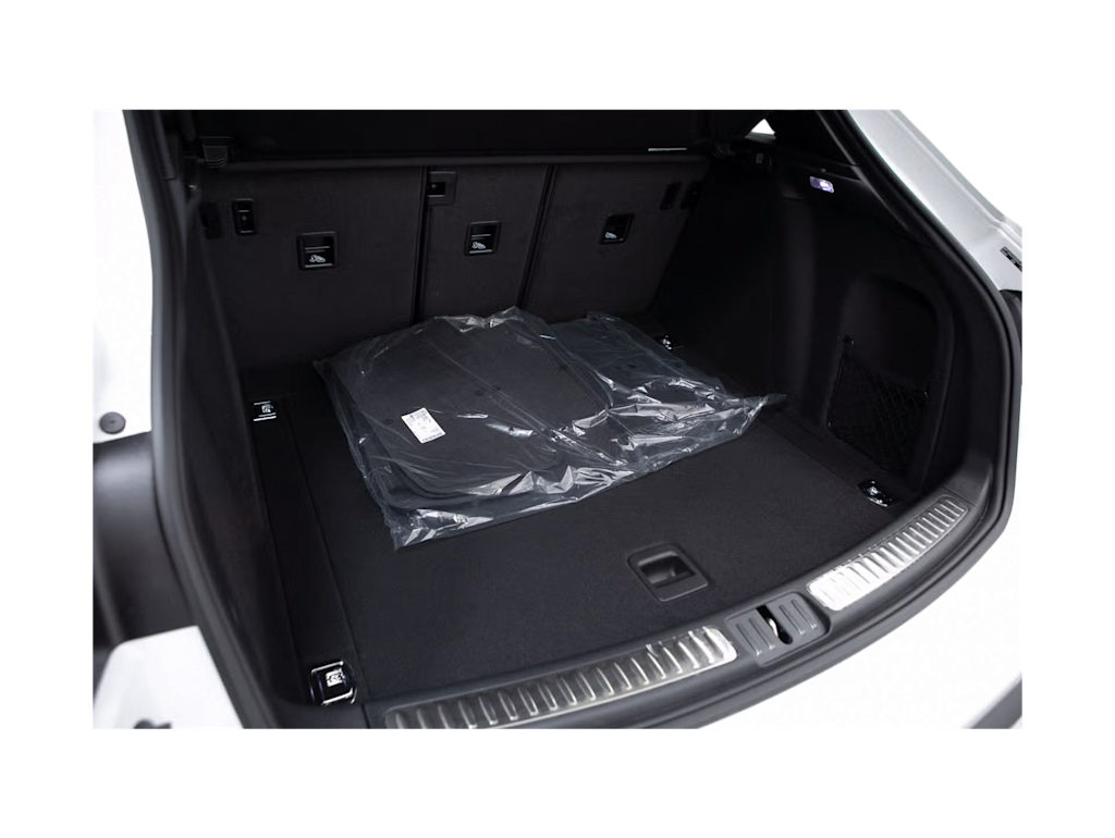 Thumbnail: 2025 Porsche Macan - 14