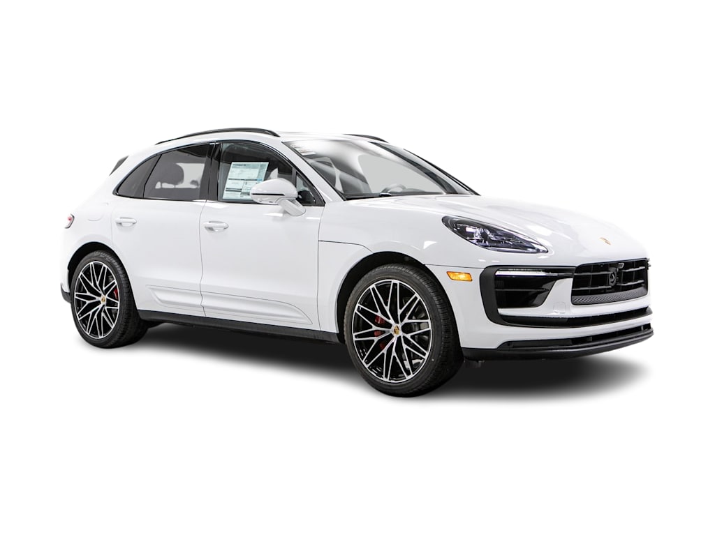 Thumbnail: 2026 Porsche Macan - 18