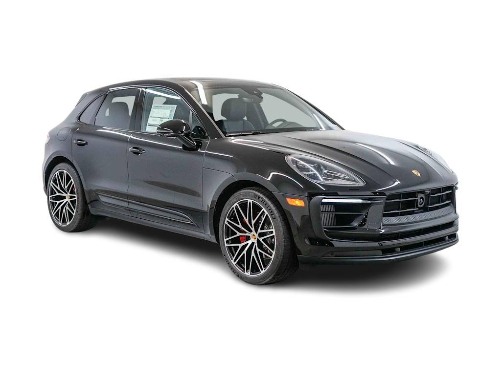 Thumbnail: 2026 Porsche Macan - 18