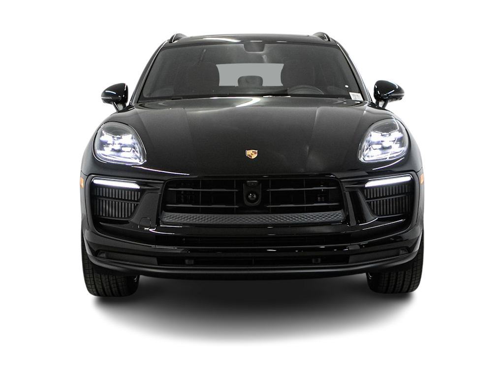 Thumbnail: 2026 Porsche Macan - 19