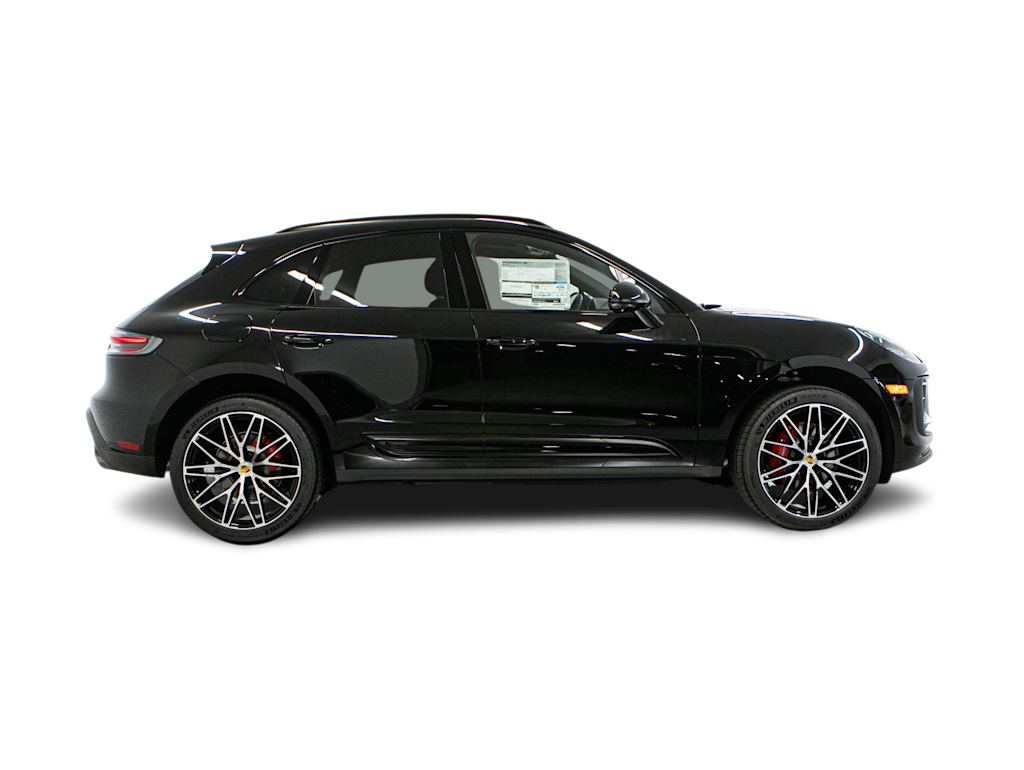Thumbnail: 2026 Porsche Macan - 17