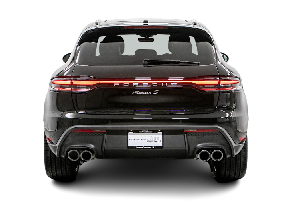 Thumbnail: 2026 Porsche Macan - 15