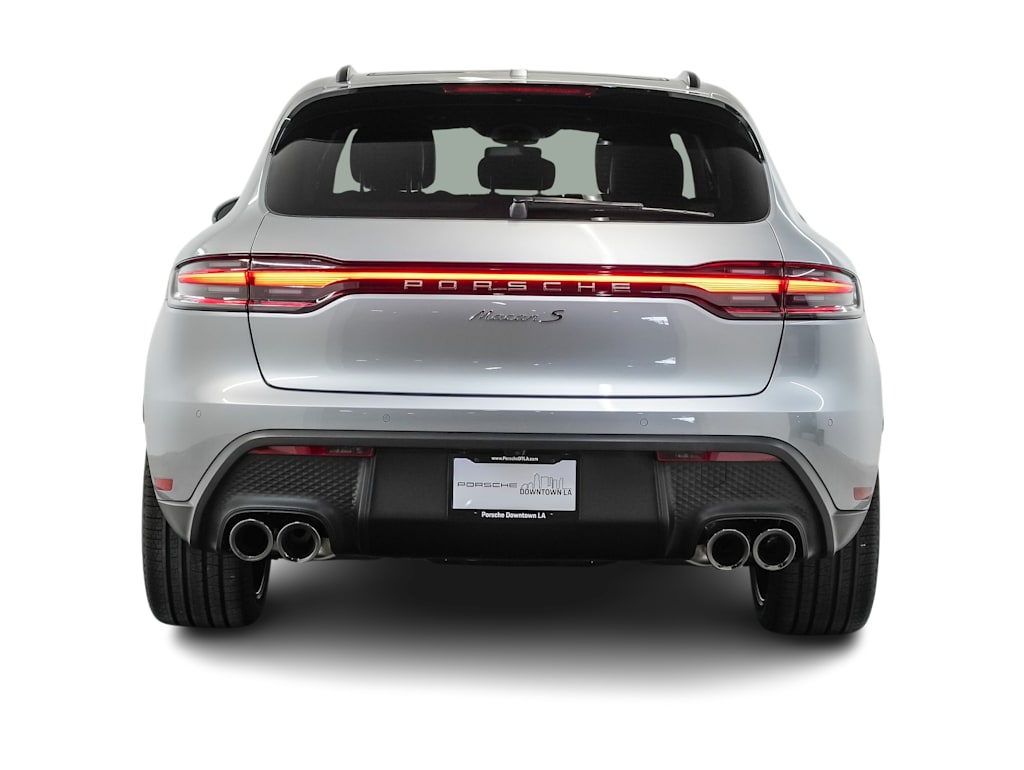 Thumbnail: 2026 Porsche Macan - 5