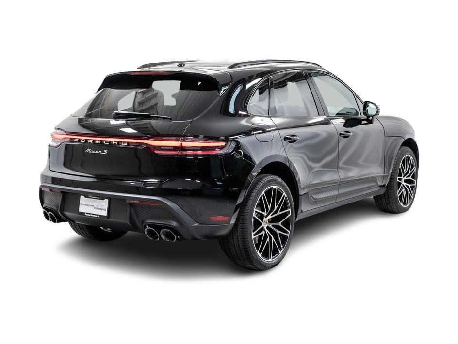 Thumbnail: 2025 Porsche Macan - 17