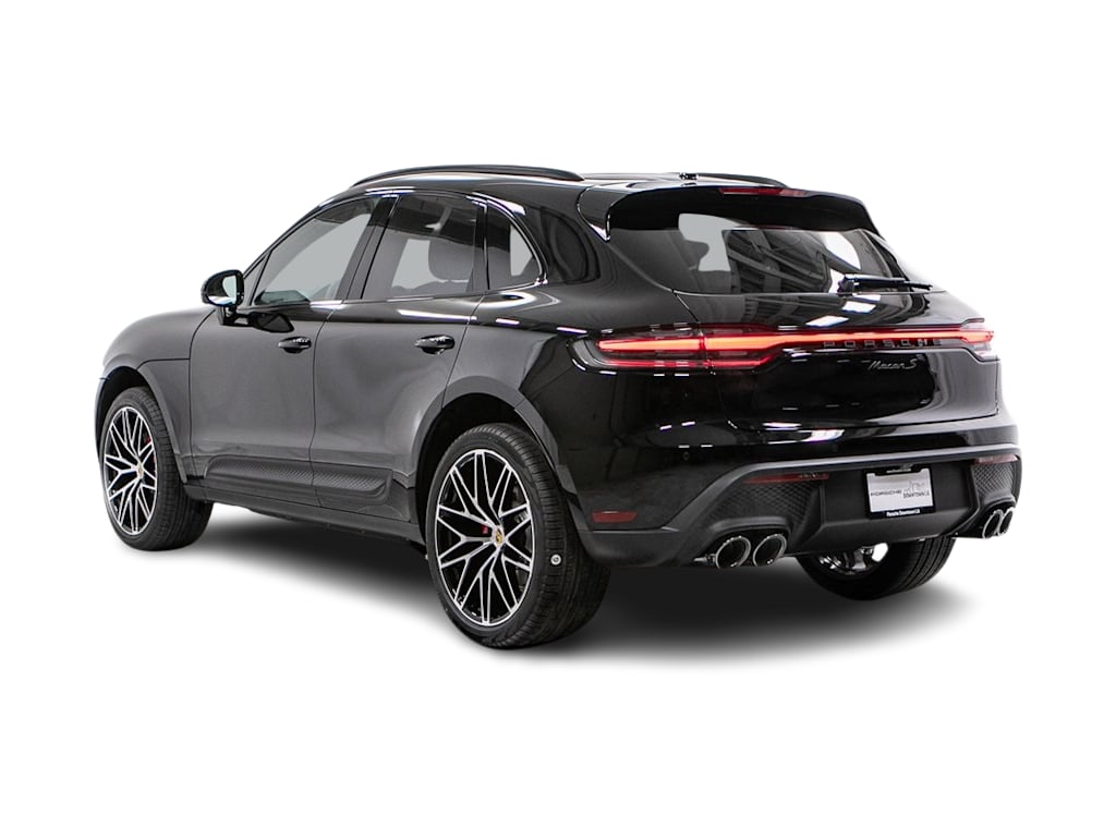 Thumbnail: 2026 Porsche Macan - 4