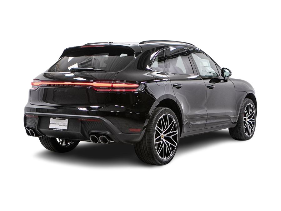Thumbnail: 2026 Porsche Macan - 15