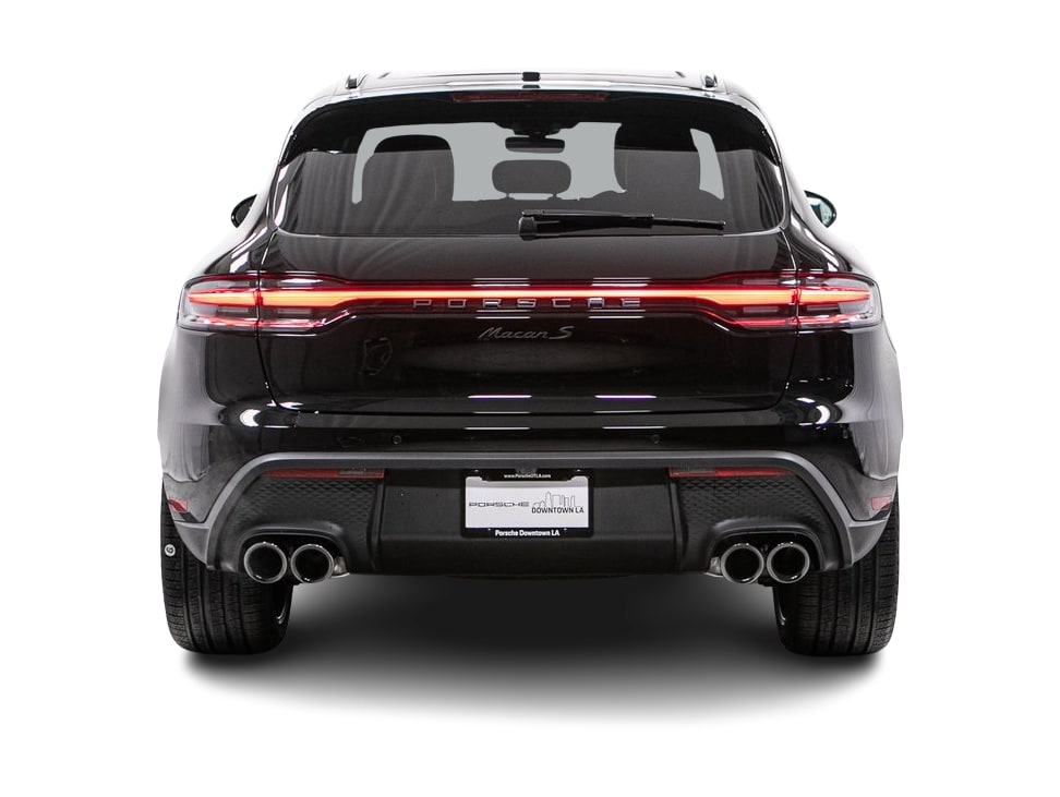 Thumbnail: 2026 Porsche Macan - 5