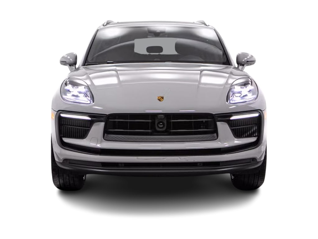 Thumbnail: 2026 Porsche Macan - 19