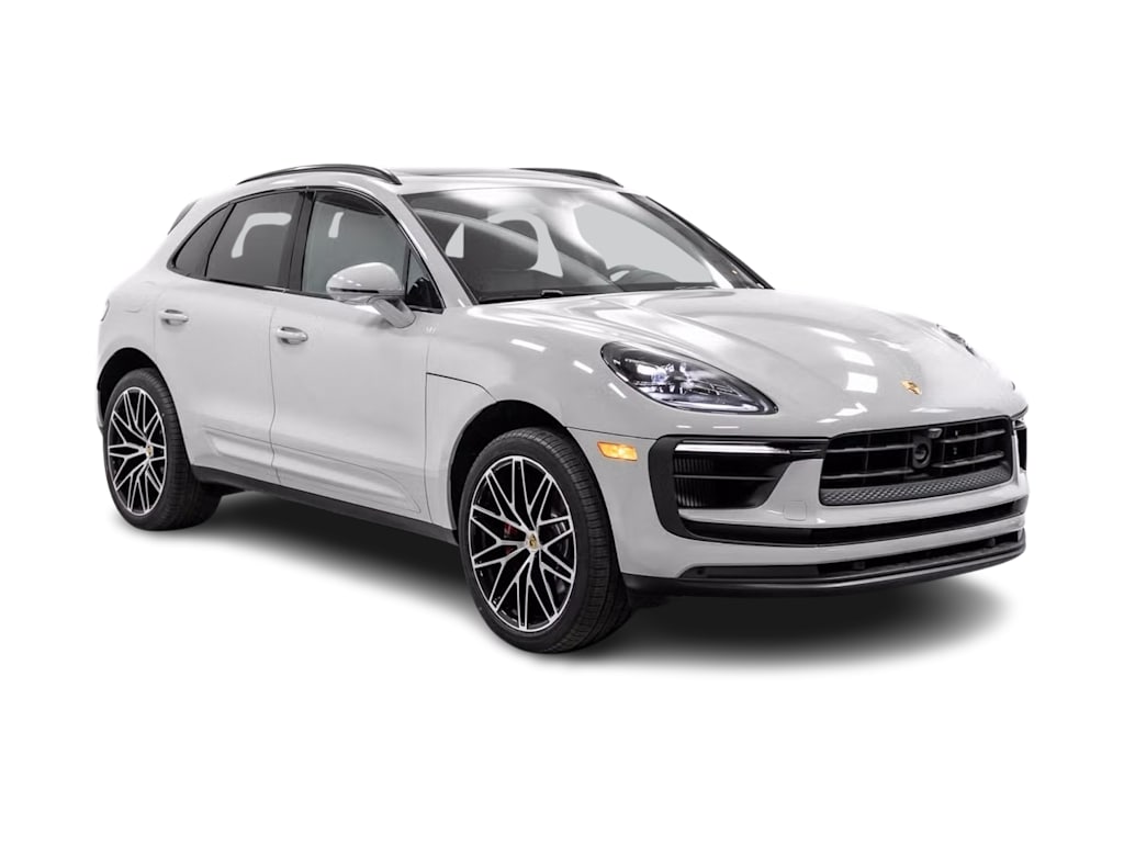 Thumbnail: 2025 Porsche Macan - 17