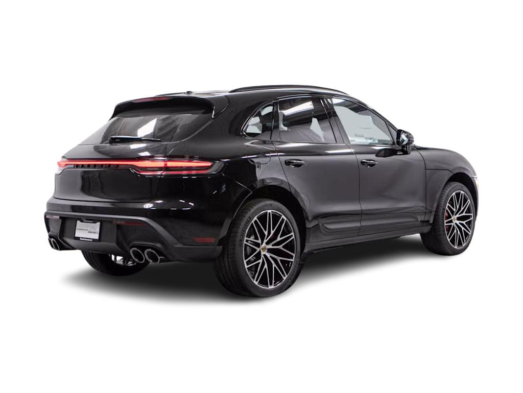 Thumbnail: 2026 Porsche Macan - 15