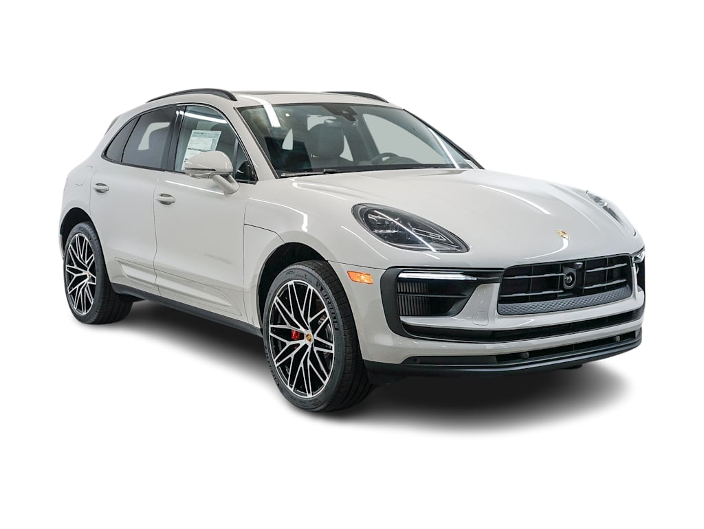 Thumbnail: 2026 Porsche Macan - 19
