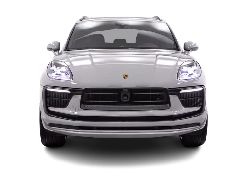 Thumbnail: 2026 Porsche Macan - 18