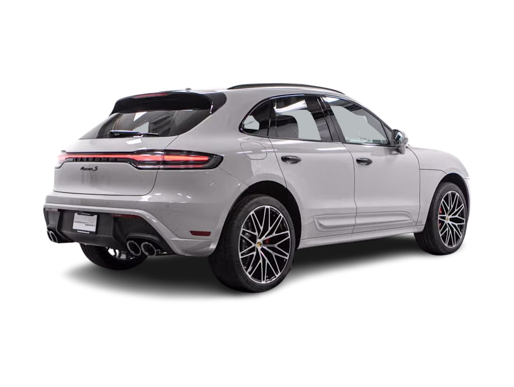 Thumbnail: 2026 Porsche Macan - 15