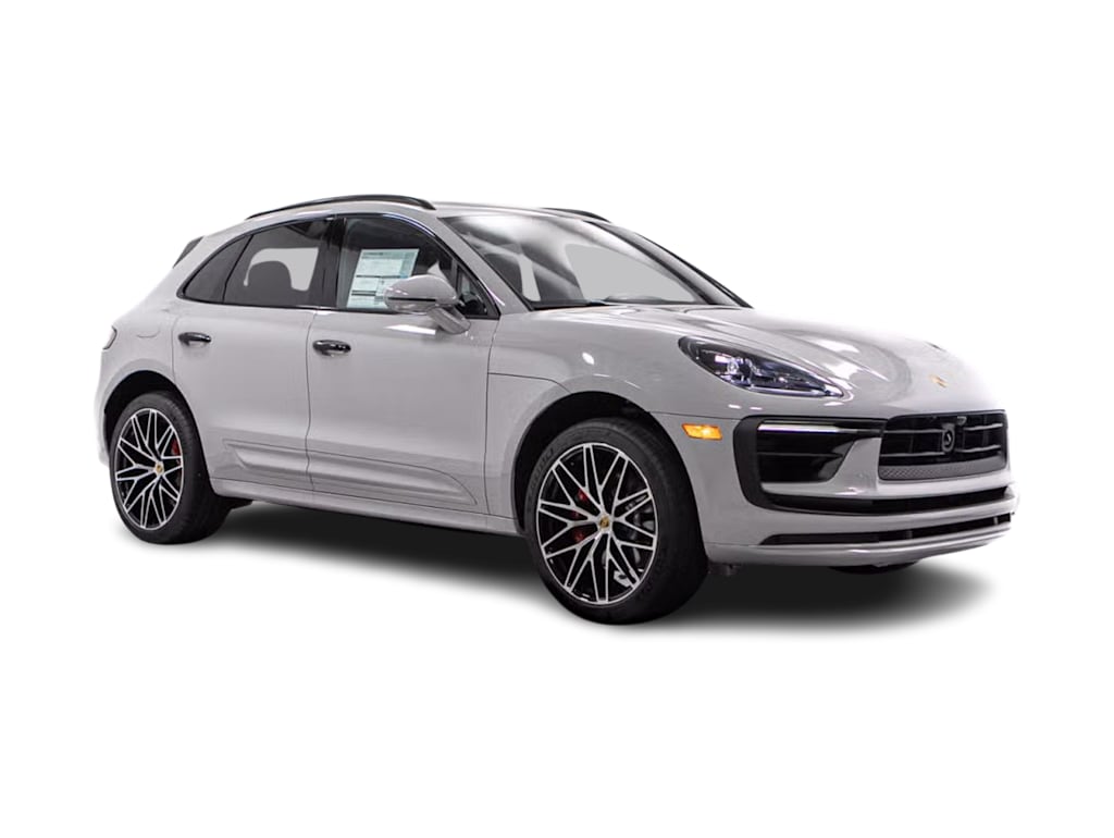 Thumbnail: 2026 Porsche Macan - 17