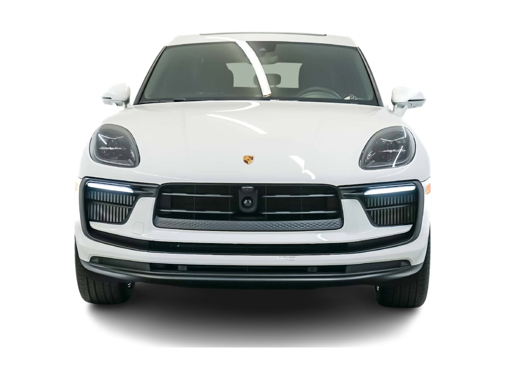 Thumbnail: 2026 Porsche Macan - 6