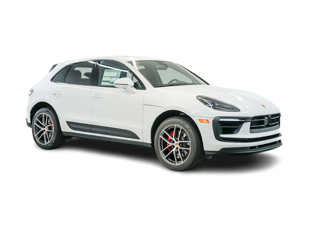 Thumbnail: 2026 Porsche Macan - 20