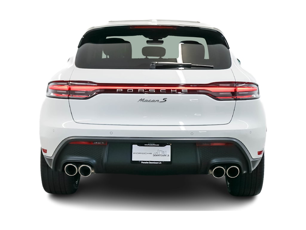Thumbnail: 2026 Porsche Macan - 5