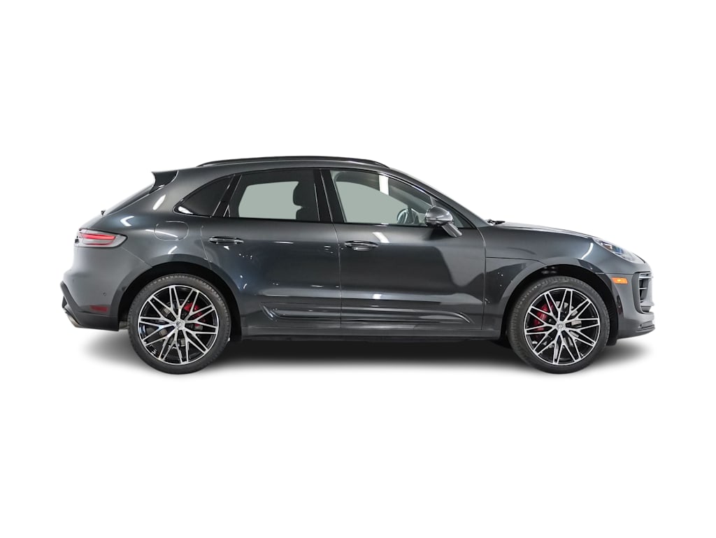Thumbnail: 2023 Porsche Macan - 20