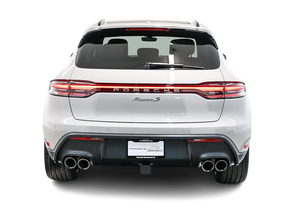 Thumbnail: 2026 Porsche Macan - 5