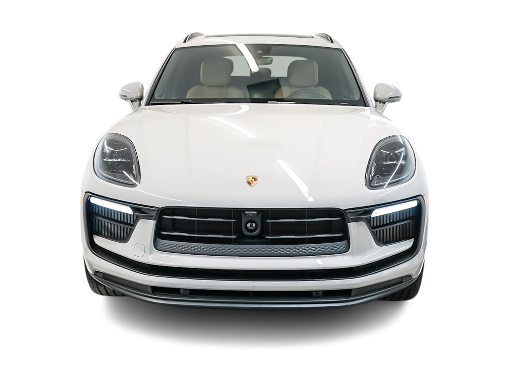 Thumbnail: 2026 Porsche Macan - 6