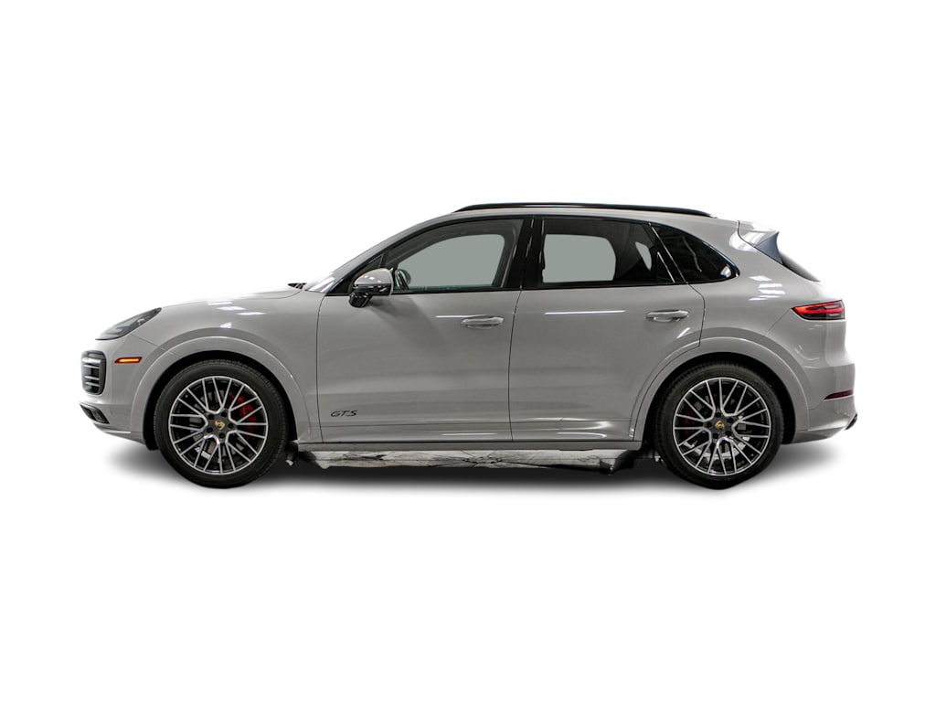 Thumbnail: 2021 Porsche Cayenne - 3