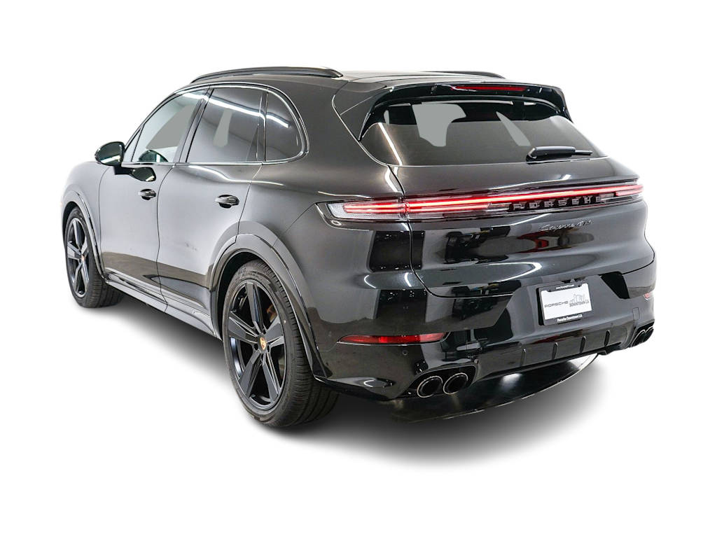 Thumbnail: 2026 Porsche Cayenne - 4