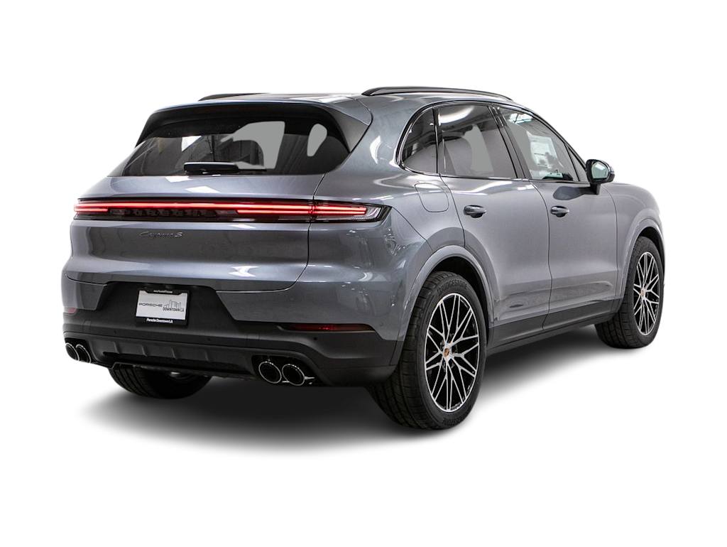 Thumbnail: 2026 Porsche Cayenne - 17