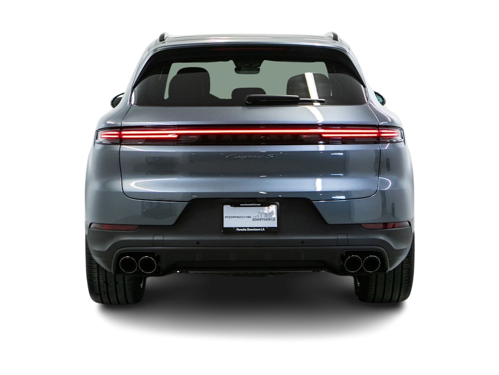 Thumbnail: 2026 Porsche Cayenne - 5