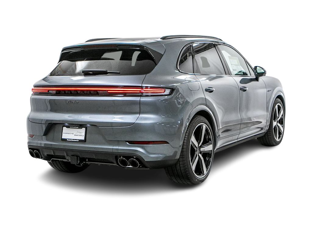 Thumbnail: 2026 Porsche Cayenne - 16