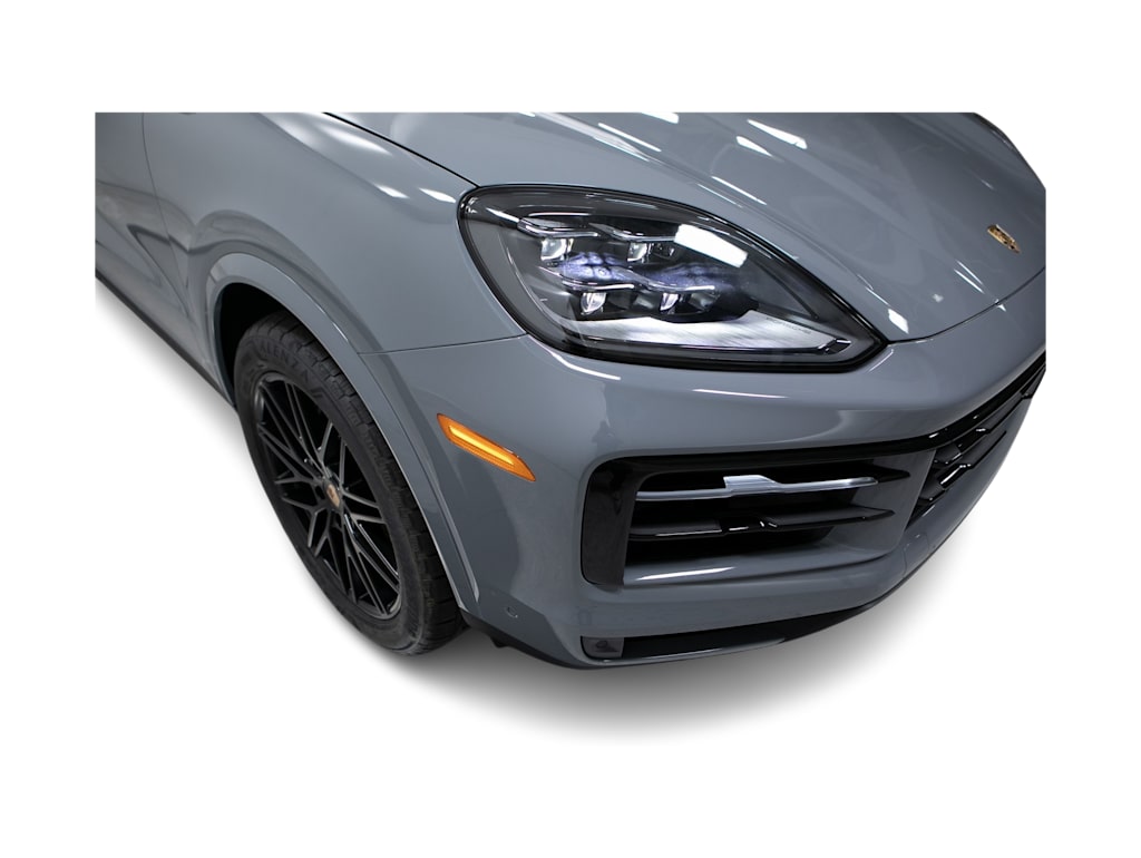 Thumbnail: 2026 Porsche Cayenne - 4