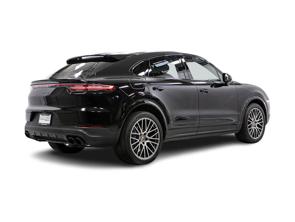 Thumbnail: 2022 Porsche Cayenne - 15