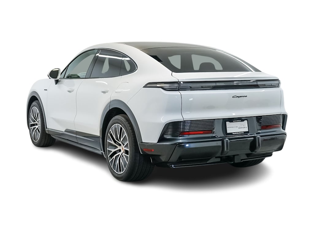 Thumbnail: 2026 Porsche Cayenne - 3