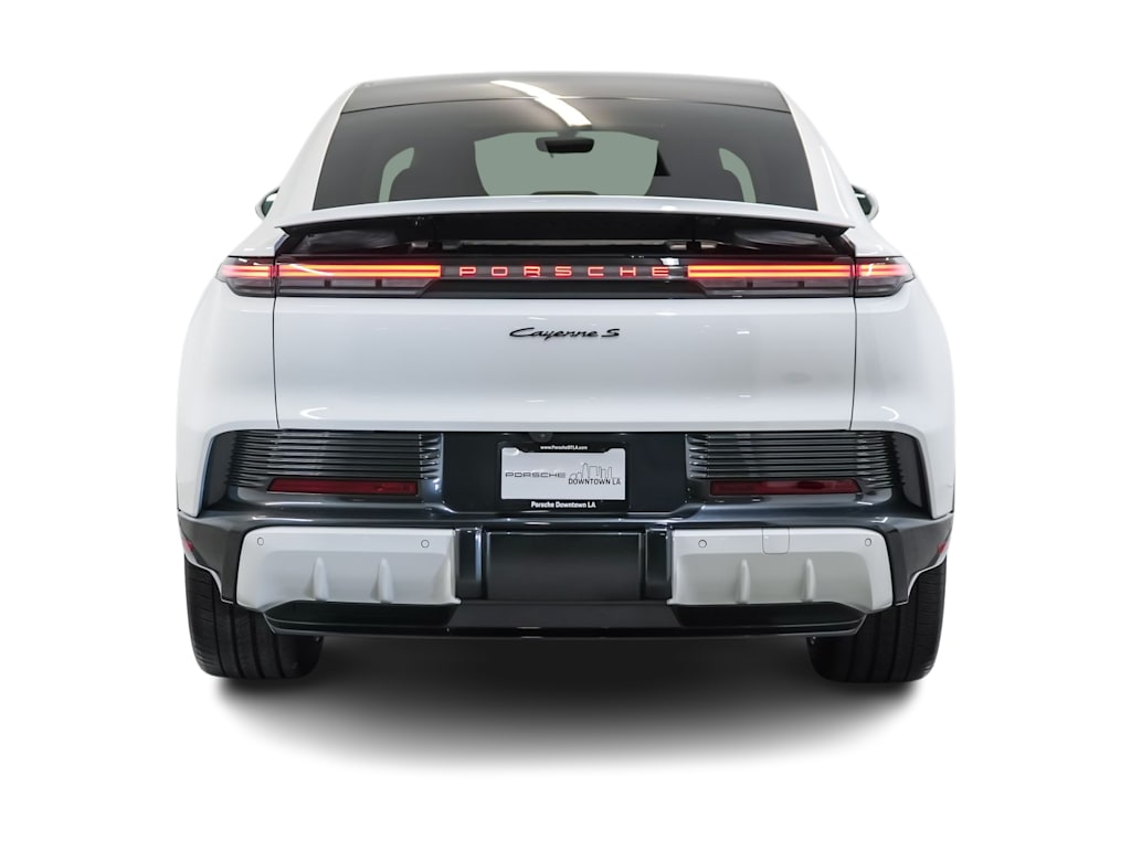 Thumbnail: 2026 Porsche Cayenne - 20
