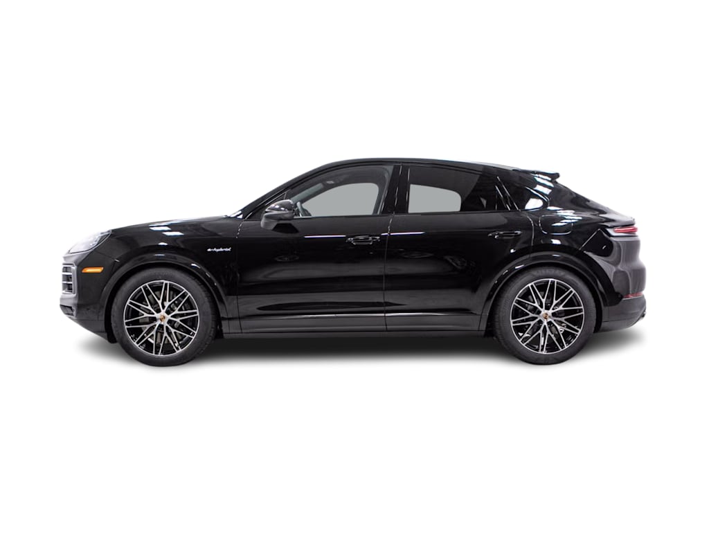 Thumbnail: 2026 Porsche Cayenne - 3