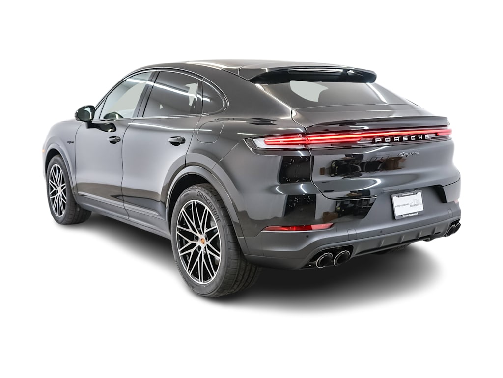 Thumbnail: 2026 Porsche Cayenne - 4