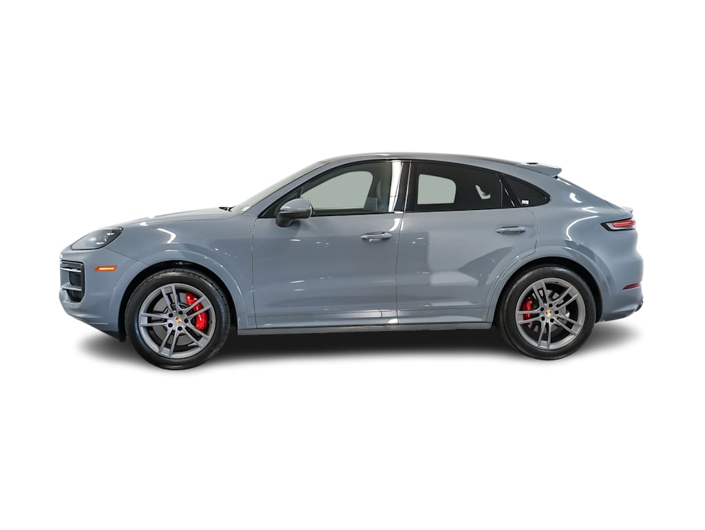 Thumbnail: 2024 Porsche Cayenne - 3