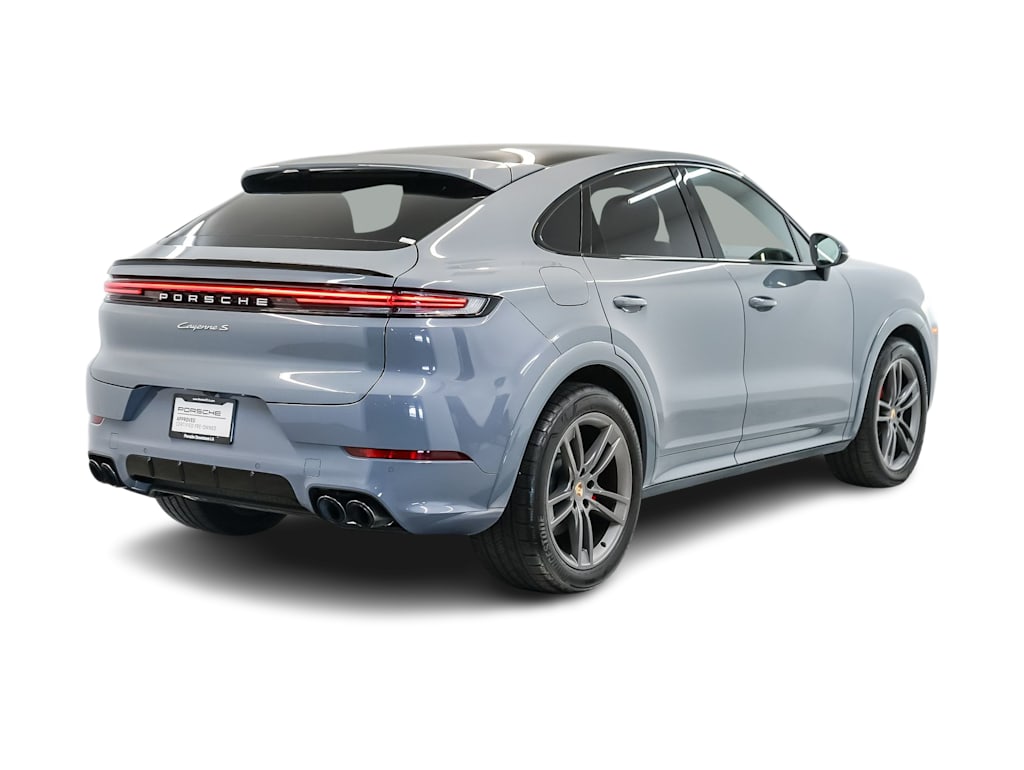 Thumbnail: 2024 Porsche Cayenne - 20