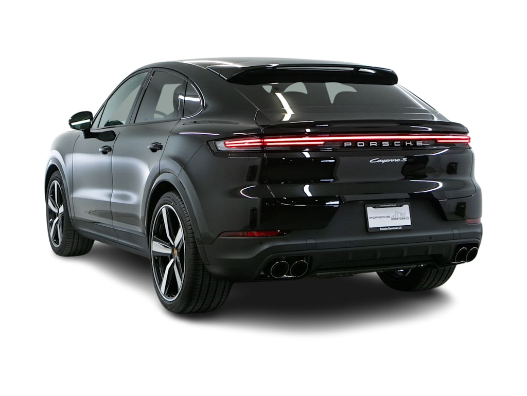 Thumbnail: 2026 Porsche Cayenne - 16