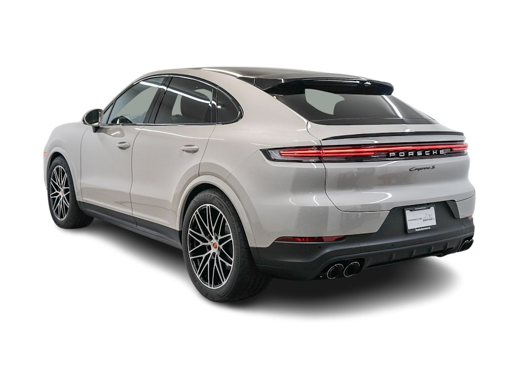 Thumbnail: 2026 Porsche Cayenne - 4