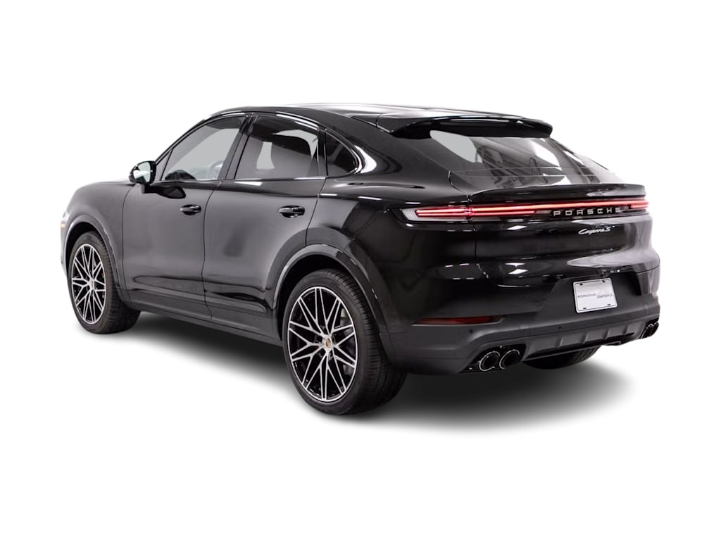 Thumbnail: 2026 Porsche Cayenne - 4