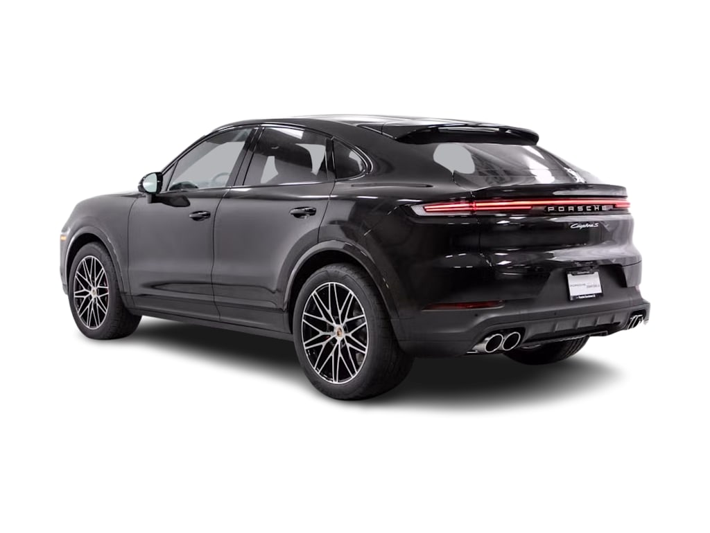Thumbnail: 2026 Porsche Cayenne - 4