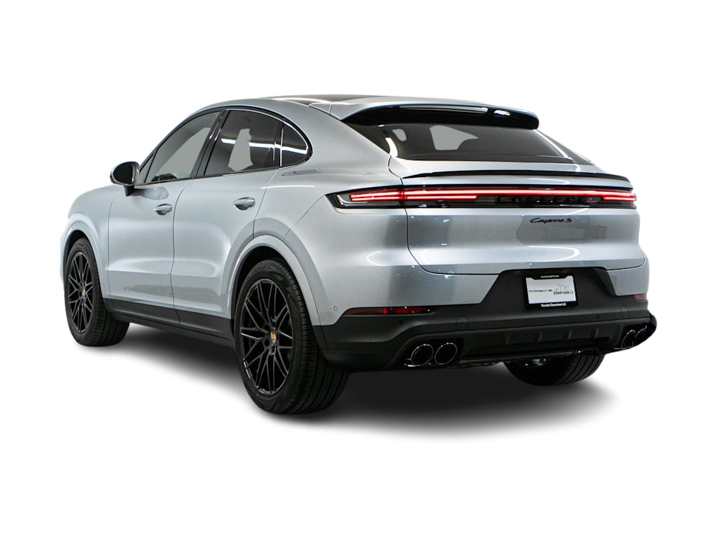Thumbnail: 2026 Porsche Cayenne - 3