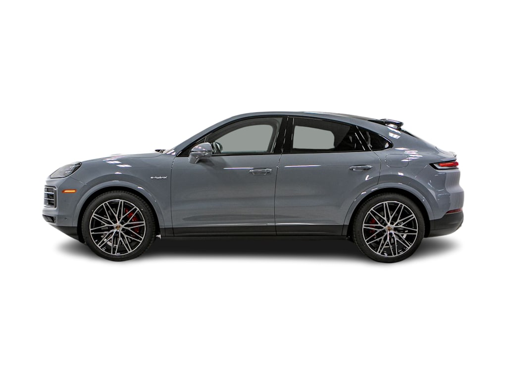 Thumbnail: 2025 Porsche Cayenne - 3