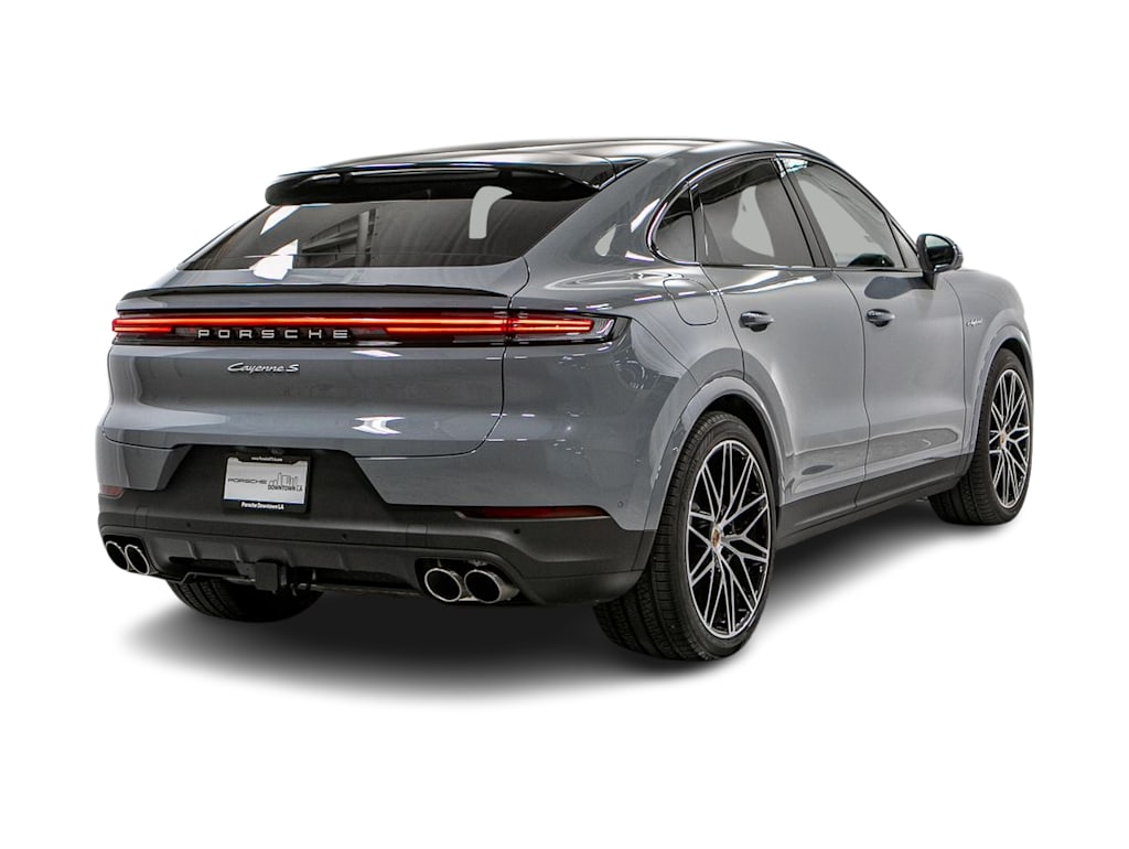 Thumbnail: 2025 Porsche Cayenne - 16