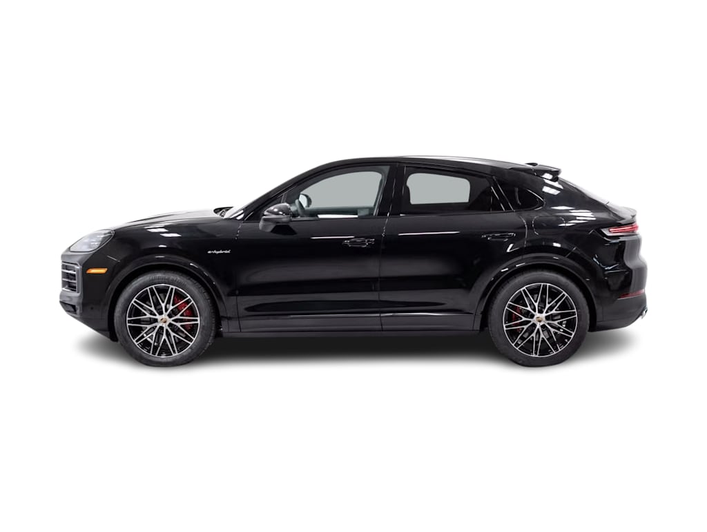 Thumbnail: 2025 Porsche Cayenne - 3