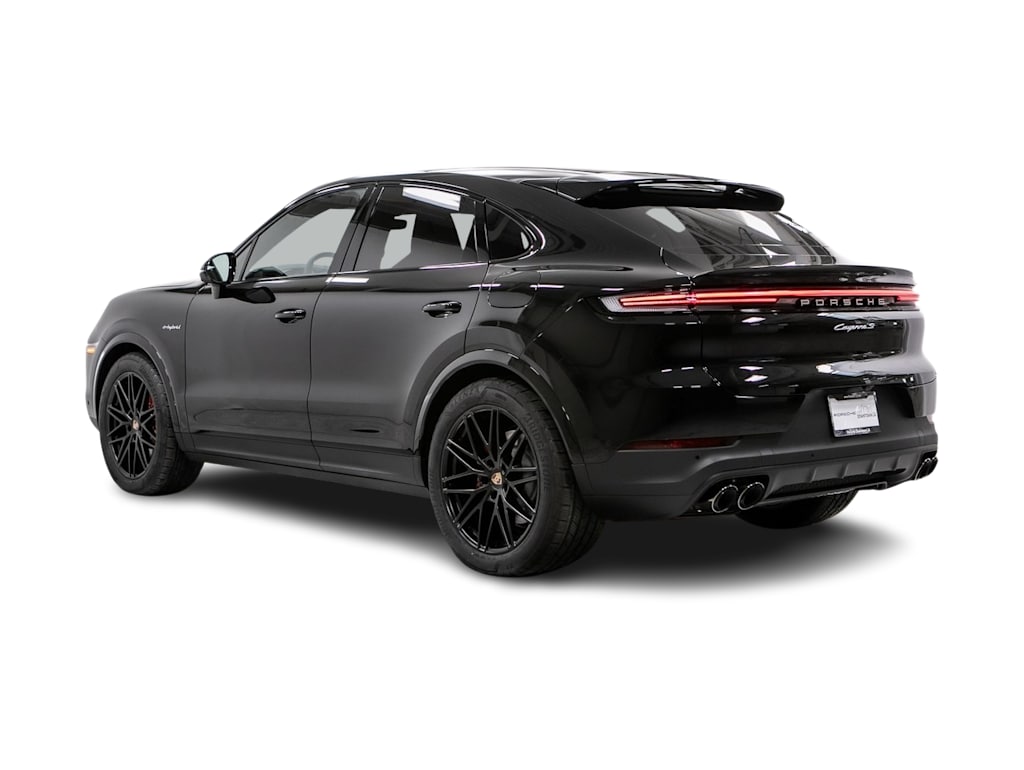 Thumbnail: 2026 Porsche Cayenne - 4